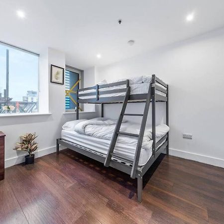 Sleep 7 20 Mins From London Waterloo Bp65 Apartment Екстериор снимка